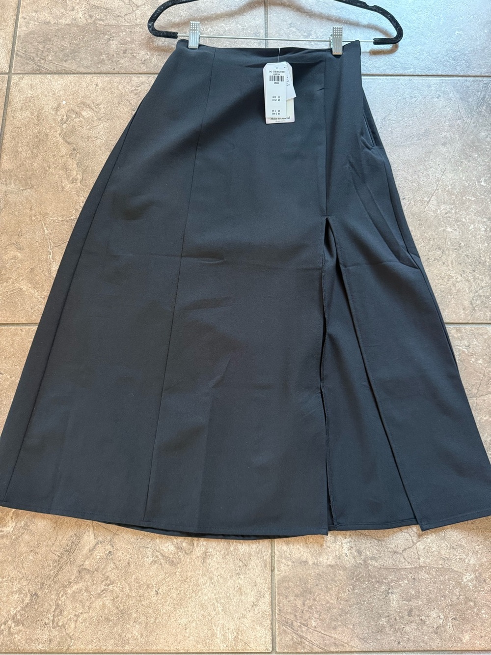 NWT Abercrombie & Fitch Black Midi Skirt with Front Slit - Picture 6 of 6